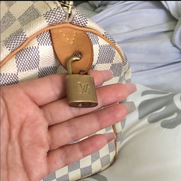 Louis Vuitton bag - Picture 5 of 6